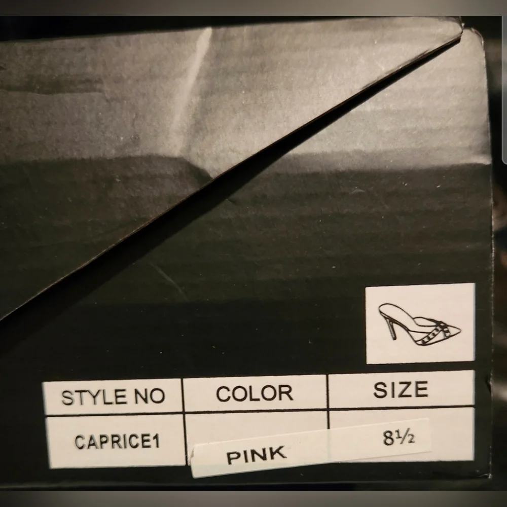 Pretty In Pink Buckle Detail Women's Shoes - Picture 7 of 9